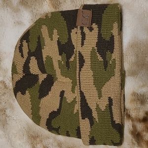 NWOT Camo C.C. Beanie